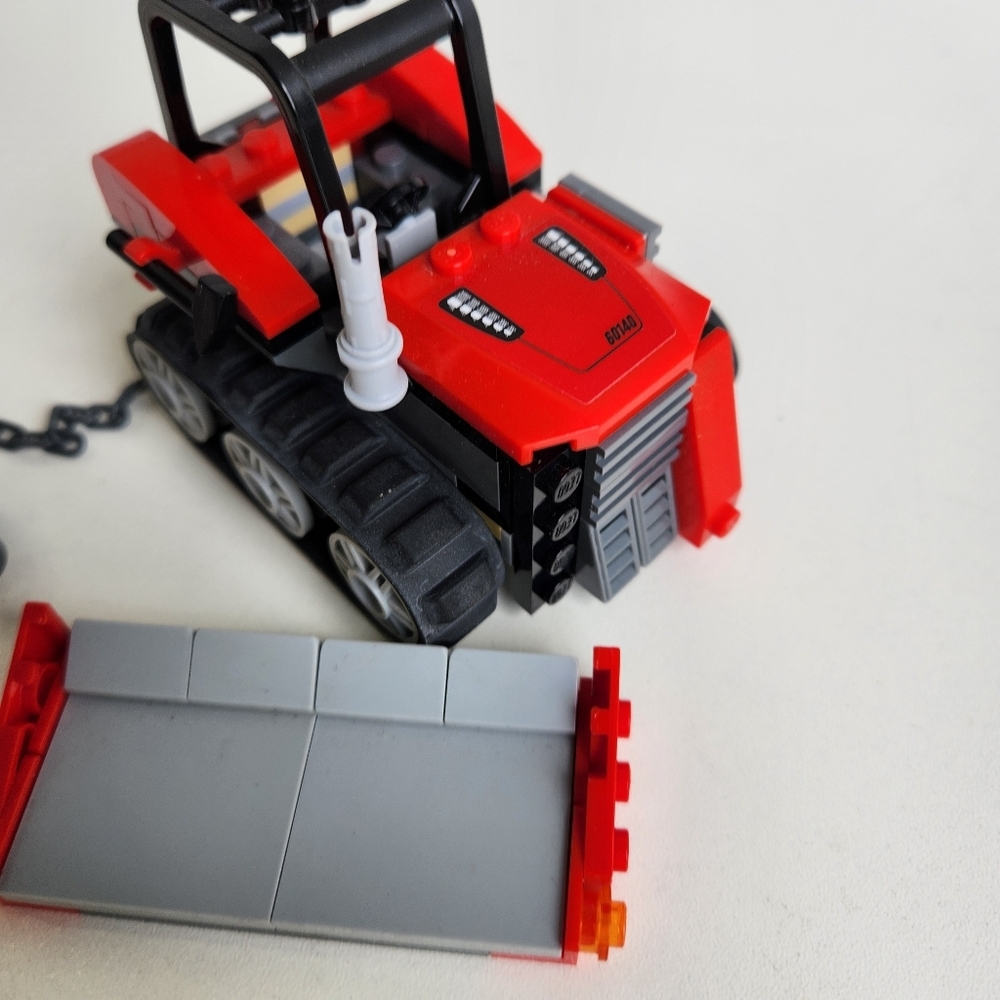 LEGO CITY: Bulldozer Break-in set 60140 Retired Everything In Pic Included AS IS - Picture 5 of 16